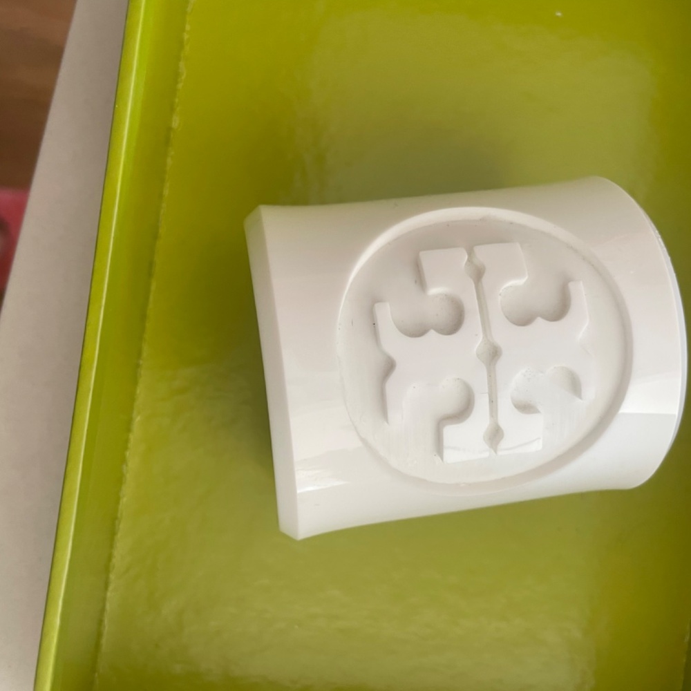 Tory Burch white cuff bracelet - Picture 2 of 4